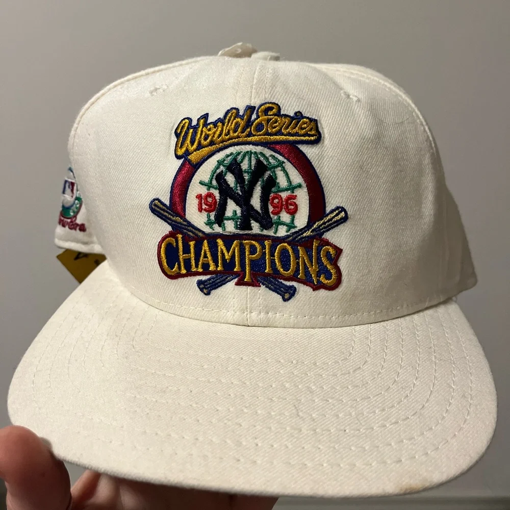 Vintage Yankees 1996 World Series Champions White SnapBack hat